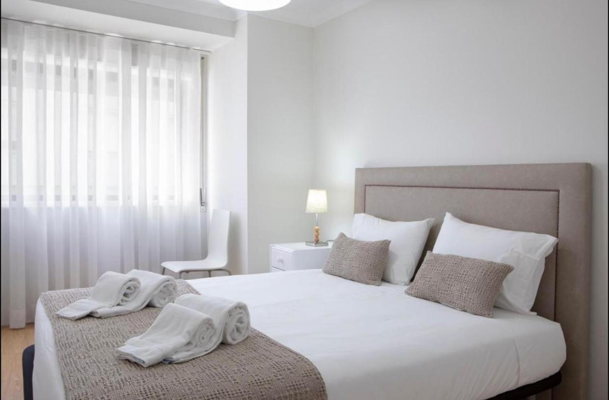 Belas Artes Apartment By Lovelystay Порто Екстериор снимка